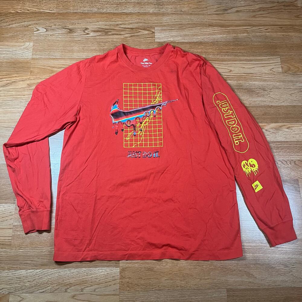 The Nike Tee‎ DR8074-696 Heatwave Logo Long Sleeve Black Shirt Men’s Size XL